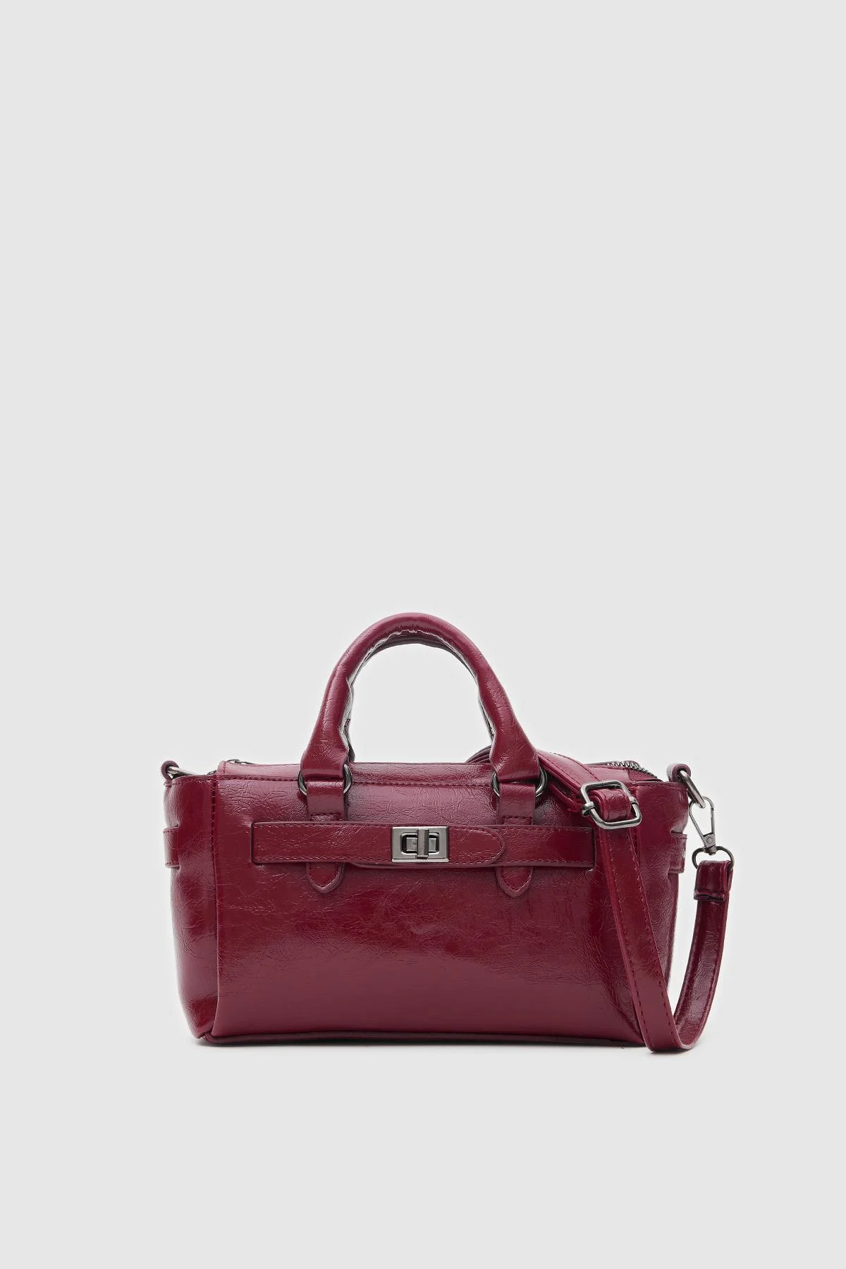 Chic Burgundy Handbag